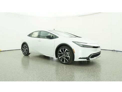New 2026 Toyota Prius Plug-In Hybrid FWD image 29