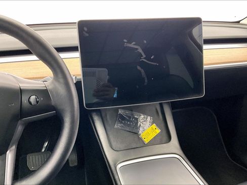 Used 2023 Tesla Model Y Long Range AWD/4WD image 5