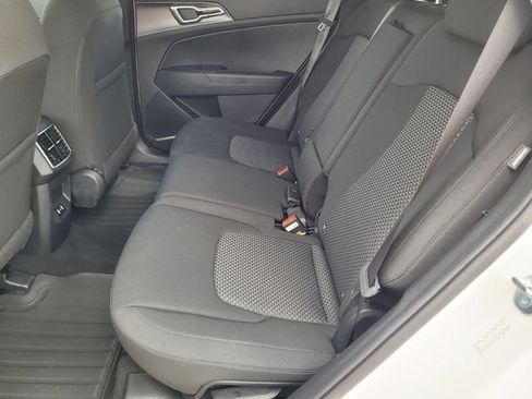 New 2026 Kia Sportage LX w/ LX Convenience Package FWD image 11