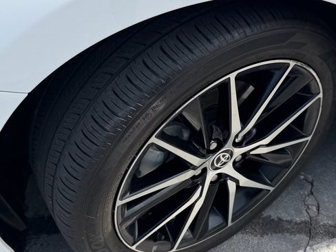 Certified 2022 Toyota Camry SE image 12