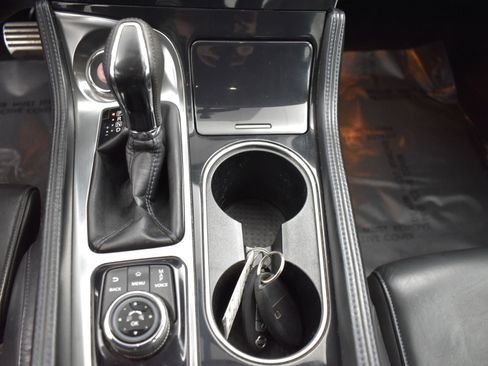 Used 2016 Nissan Maxima SR FWD image 8