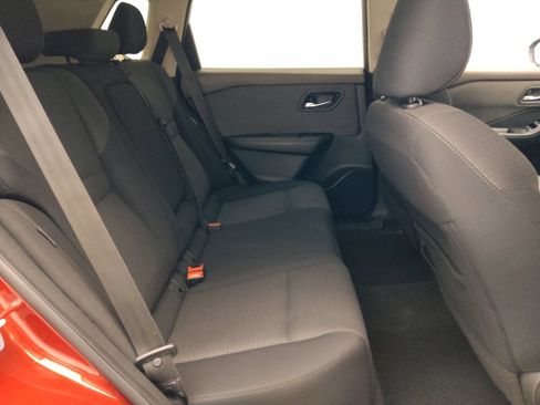 Used 2021 Nissan Rogue SV FWD image 19