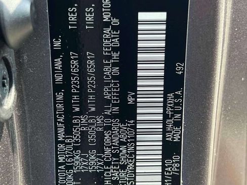 Certified 2022 Toyota Sienna XLE FWD image 24