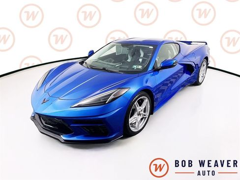 Used 2021 Chevrolet Corvette Stingray Premium Cpe w/ Z51 Performance Package RWD image 3