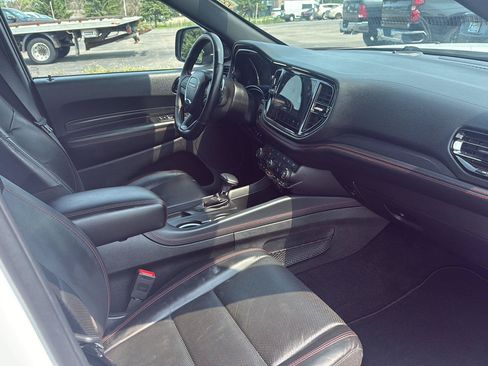 Used 2025 Dodge Durango GT AWD/4WD image 9
