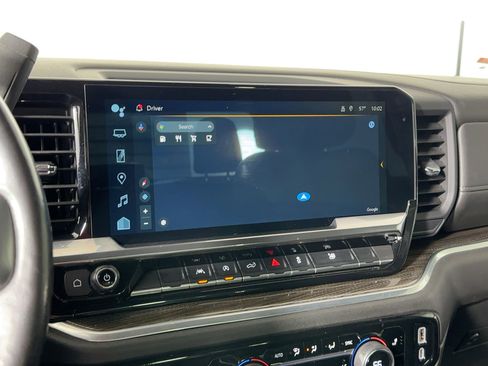 Used 2022 Chevrolet Silverado 1500 LT image 23