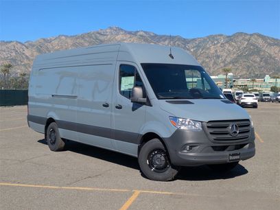 New 2025 Mercedes-Benz Sprinter 2500