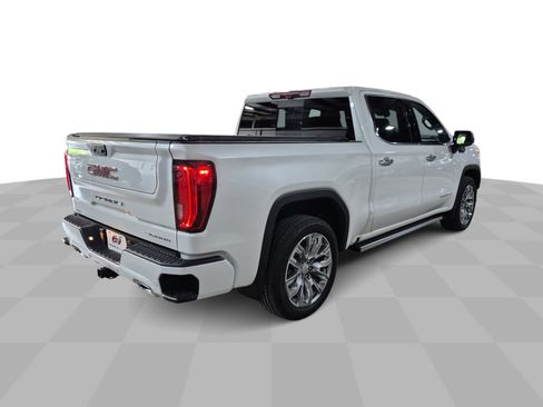 Used 2025 GMC Sierra 1500 Denali AWD/4WD image 9