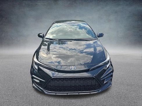 Used 2025 Toyota Corolla SE FWD image 3
