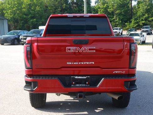 Used 2024 GMC Sierra 2500 AT4 w/ AT4 Preferred Package AWD/4WD image 6