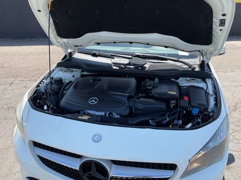 Used 2014 Mercedes-Benz CLA 250 image 23