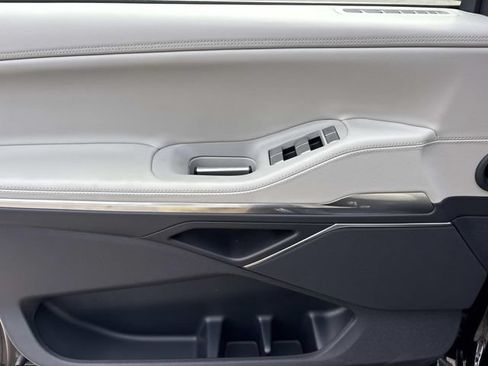 New 2026 Lincoln Navigator Premiere AWD/4WD image 21