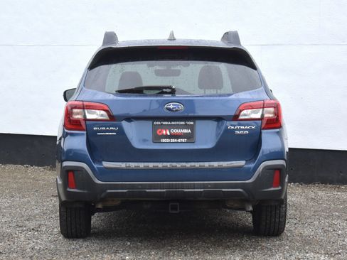 Used 2019 Subaru Outback 3.6R Limited AWD/4WD image 39
