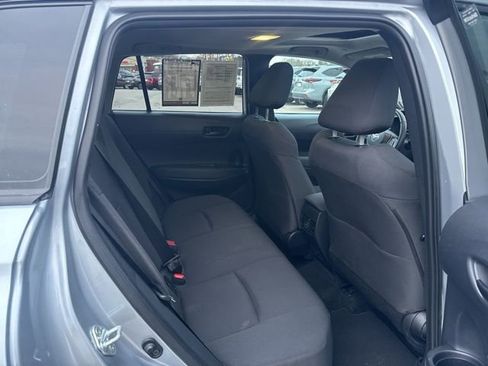 Used 2024 Toyota Corolla Cross LE w/ Moonroof Package image 16