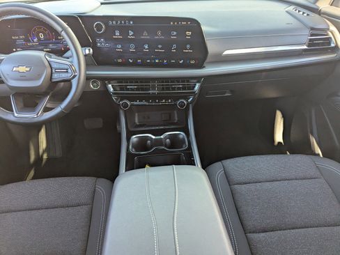 Certified 2025 Chevrolet Traverse LT image 18