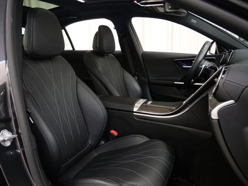 Used 2024 Mercedes-Benz C 63 AMG S image 24