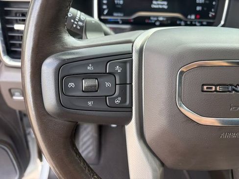 Used 2022 GMC Sierra 1500 Denali w/ Technology Package AWD/4WD image 6