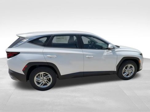 New 2026 Hyundai Tucson SE FWD image 9
