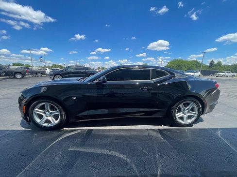 Used 2024 Chevrolet Camaro LT RWD image 4