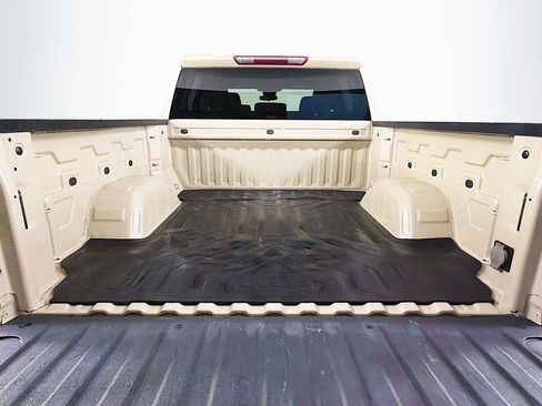 Used 2023 GMC Sierra 1500 Elevation image 27