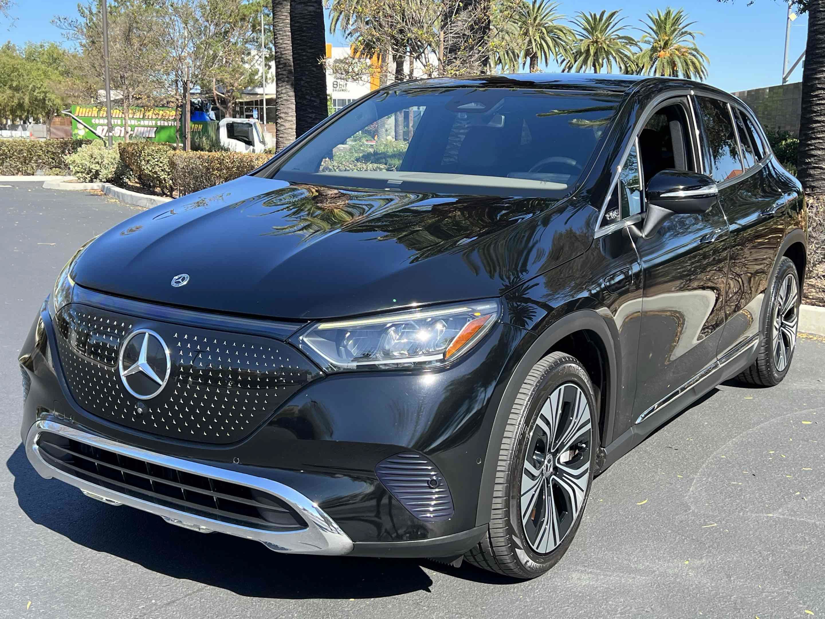 Used 2023 Mercedes-Benz EQE 350+ SUV image 13