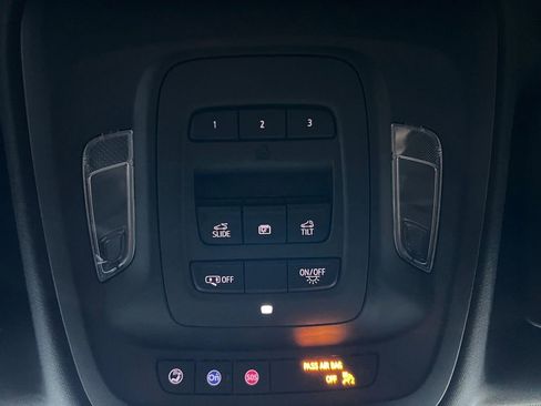 Used 2025 Cadillac CT5 Sport image 35