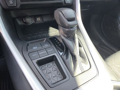 Used 2024 Toyota RAV4 XLE w/ Convenience Package image 16