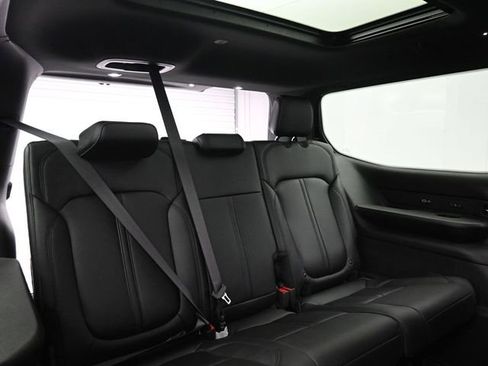 New 2026 Jeep Grand Wagoneer Limited AWD/4WD image 24