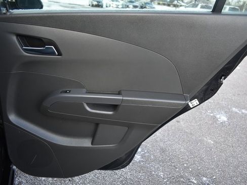 Used 2014 Chevrolet Sonic LT image 32