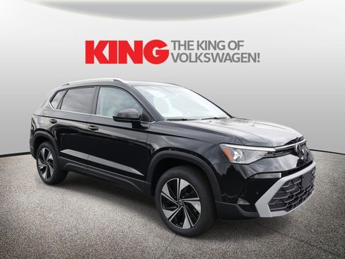 New 2026 Volkswagen Taos SE AWD/4WD image 1