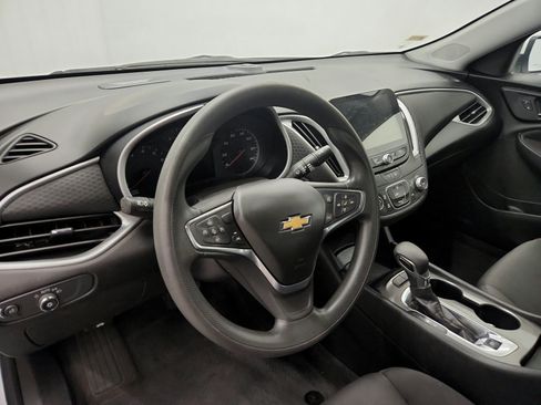 Used 2024 Chevrolet Malibu LS w/ Driver Confidence Package FWD image 18