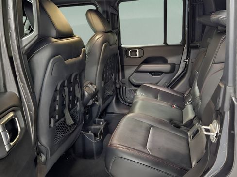 Certified 2020 Jeep Gladiator Rubicon AWD/4WD image 16