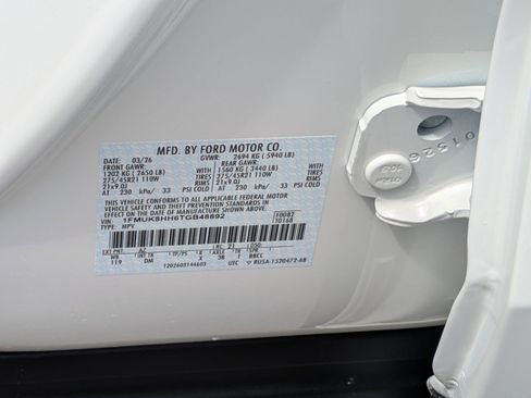 New 2026 Ford Explorer Platinum image 41