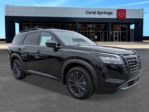 New 2026 Nissan Pathfinder SL image 7