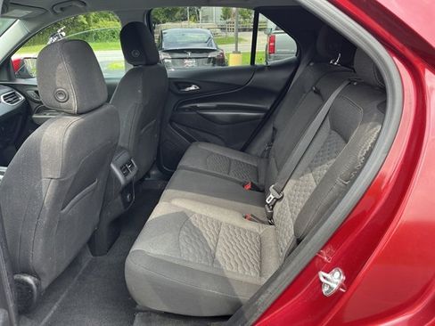 Used 2018 Chevrolet Equinox LT AWD/4WD image 30