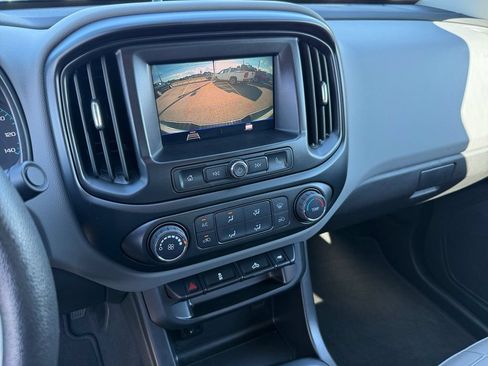 Used 2022 Chevrolet Colorado W/T w/ Custom Special Edition AWD/4WD image 18