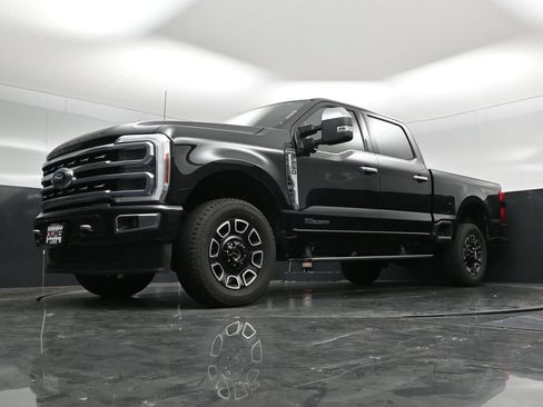 Used 2024 Ford F250 Platinum AWD/4WD image 58