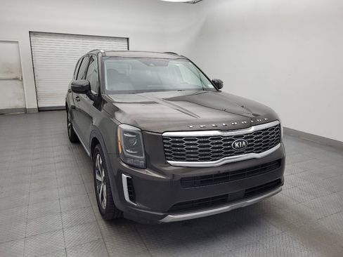 Used 2020 Kia Telluride EX w/ Towing Package AWD/4WD image 14