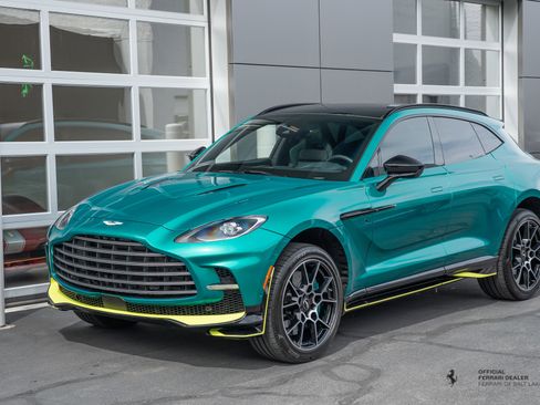 Used 2024 Aston Martin DBX 707 AWD/4WD image 3