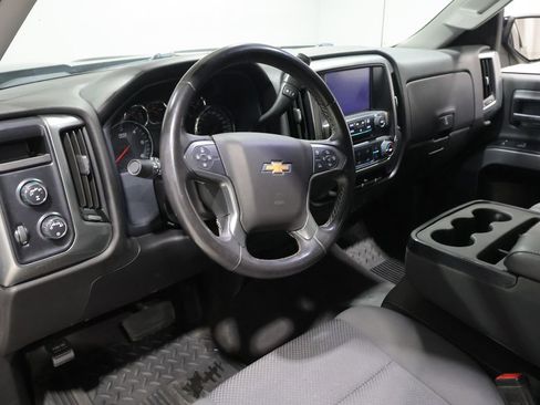 Used 2019 Chevrolet Silverado 1500 LT AWD/4WD image 16