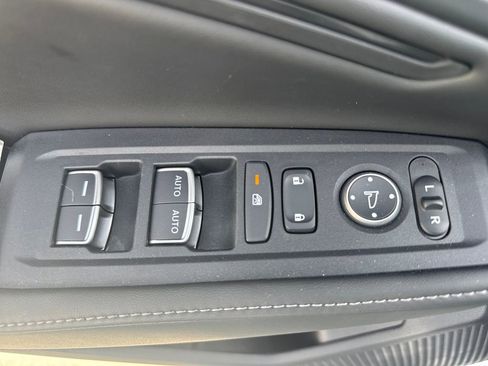 Used 2024 Honda Accord Sport image 15