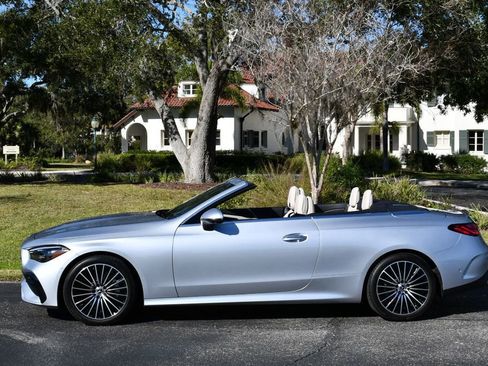 Used 2024 Mercedes-Benz CLE 450 4MATIC Cabriolet image 31