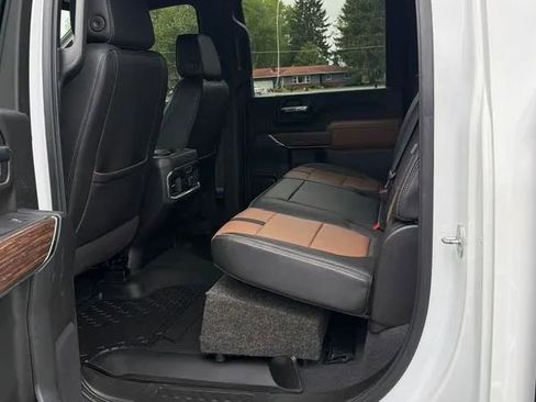 Used 2020 Chevrolet Silverado 2500 High Country w/ Z71 Off-Road Package AWD/4WD image 13