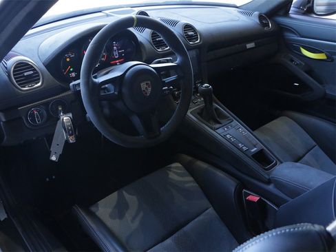 Certified 2024 Porsche 718 Cayman GT4 RS image 4