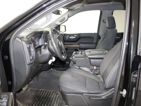 Used 2020 Chevrolet Silverado 1500 LT AWD/4WD image 16