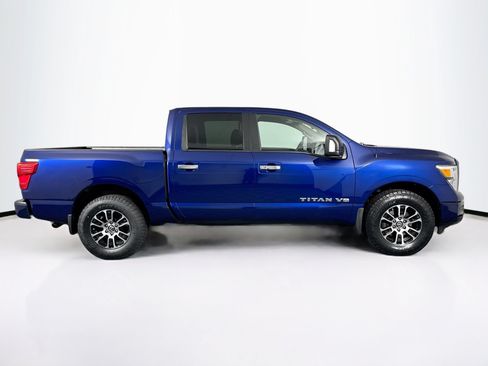 Used 2020 Nissan Titan SV w/ SV Convenience Package AWD/4WD image 12