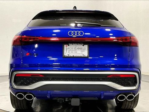 New 2026 Audi SQ5 Premium Plus image 4