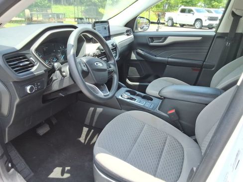 Used 2022 Ford Escape SE FWD image 22