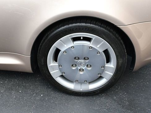 Used 2005 Lexus SC 430 Convertible image 65