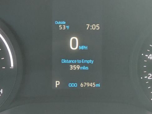 Used 2021 Toyota Sienna XLE image 19